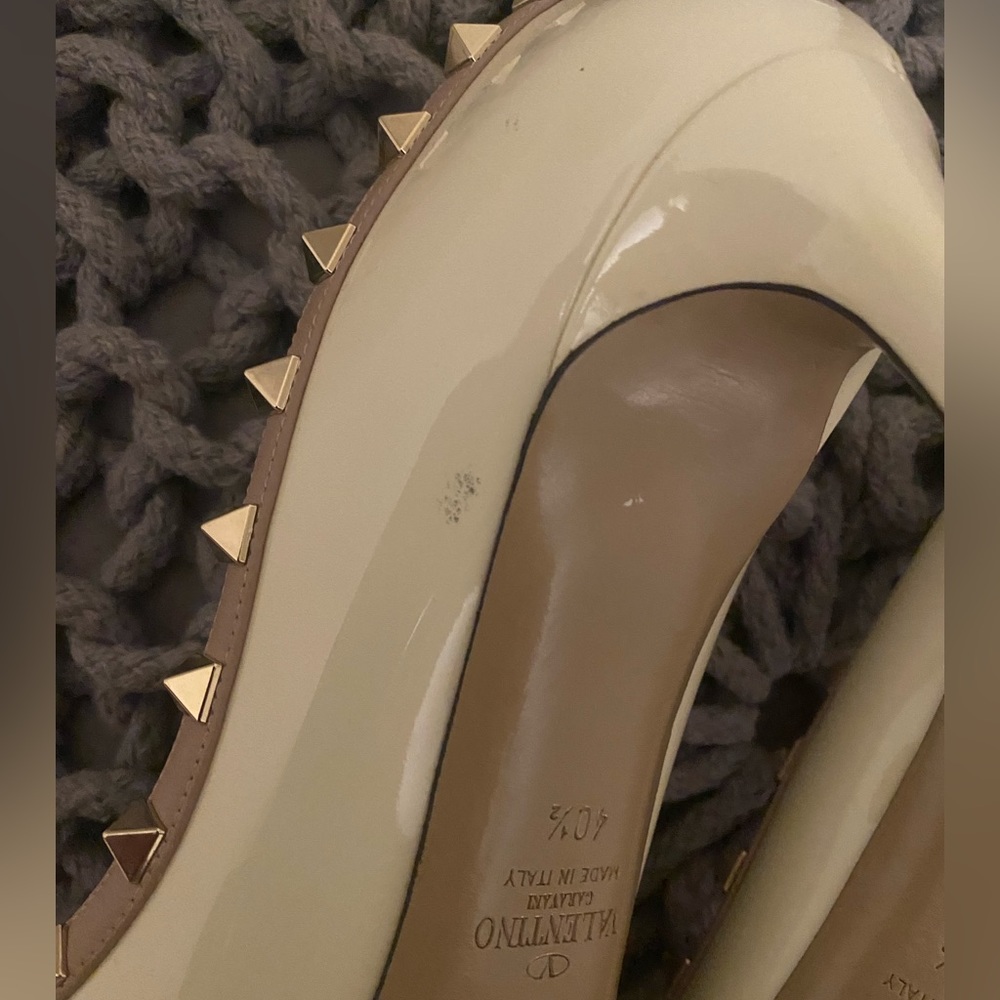 Valentino Studded heels cream size 40.5 - Picture 4 of 10